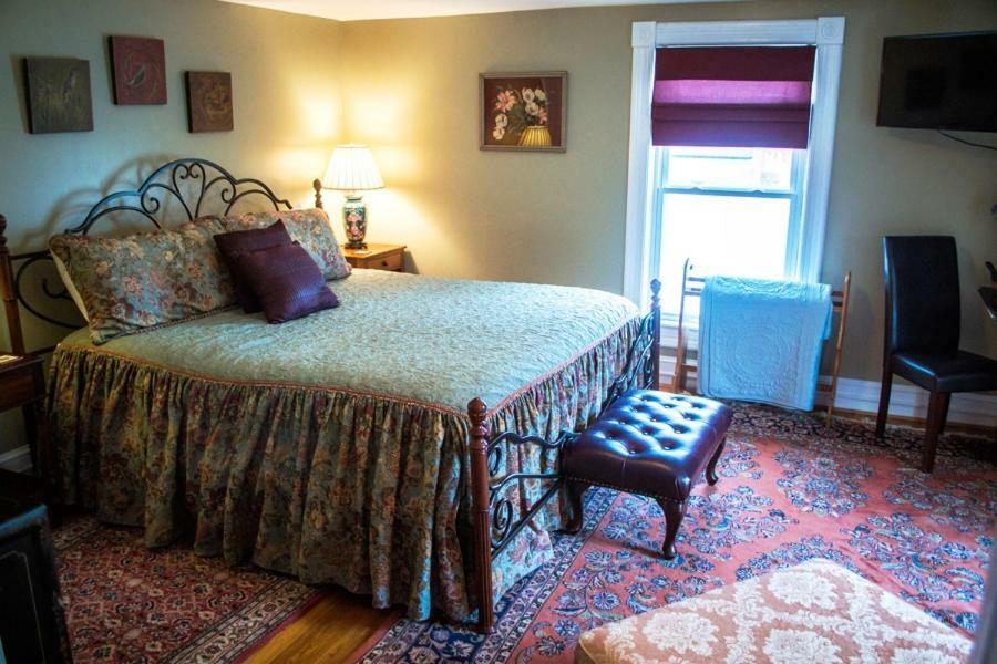 The Red Lantern Inn Low Moor Экстерьер фото